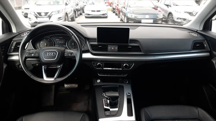 Audi Q5 quattro 40 TDI Design S tronic