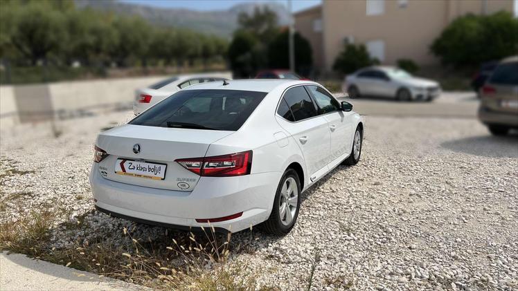 Škoda Superb 2,0 TDI Ambition