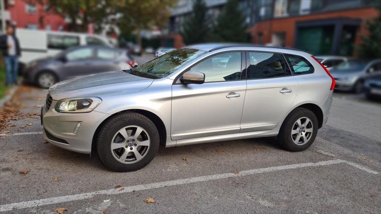 Volvo XC60 AWD D4 Momentum Geartronic