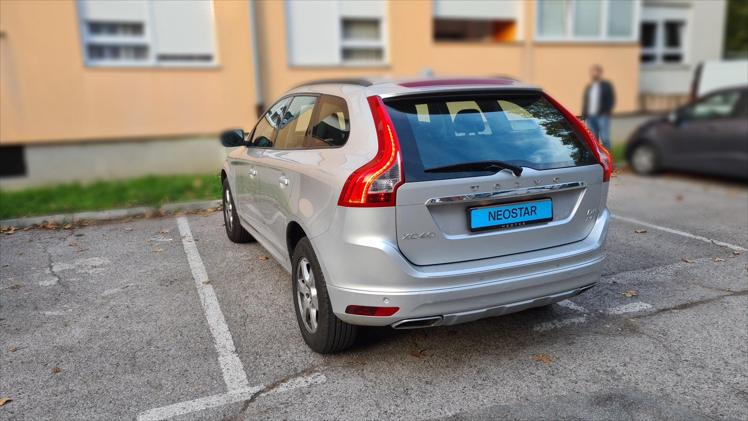 Volvo XC60 AWD D4 Momentum Geartronic