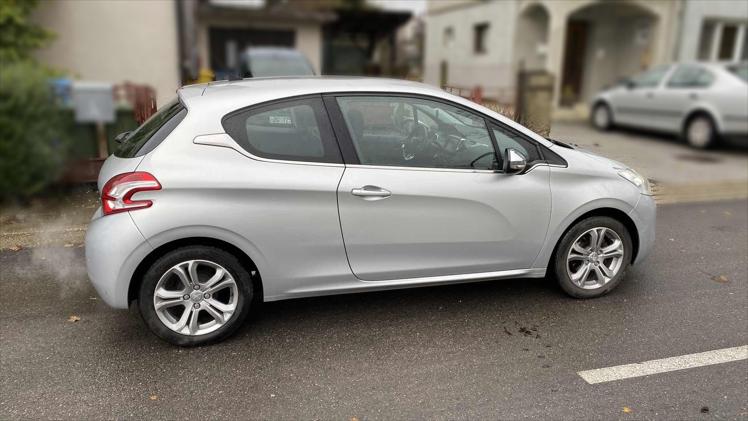 Peugeot 208 1,2 VTi Allure