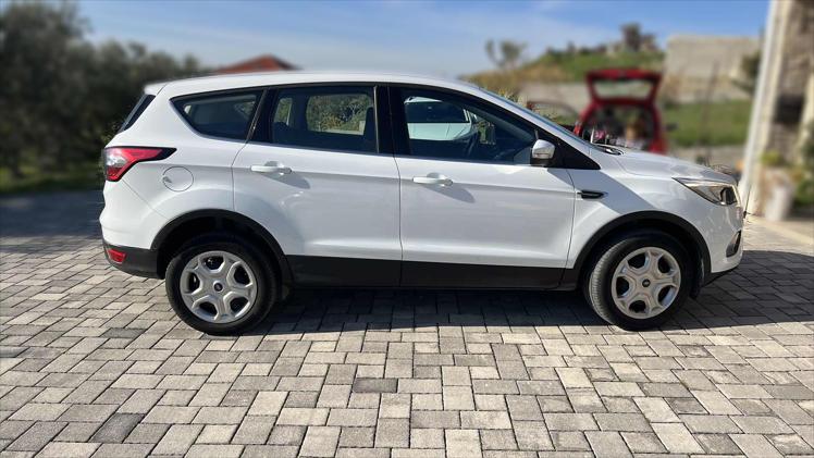 Ford Kuga 2WD 1,5 TDCi LifeStyle Edition