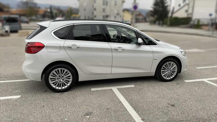 BMW 218d Activ Tourer Luxury