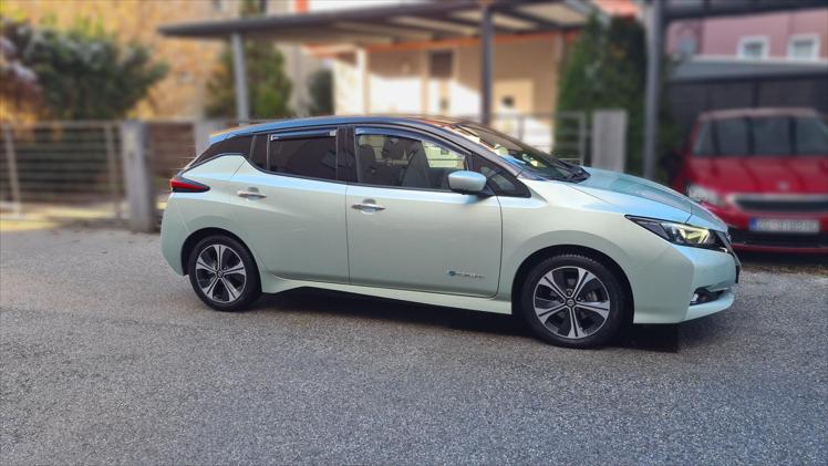 Nissan Leaf  ZE1 Elektro 