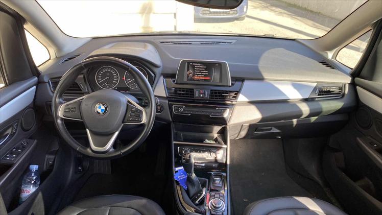 BMW 216d Active Tourer Unique