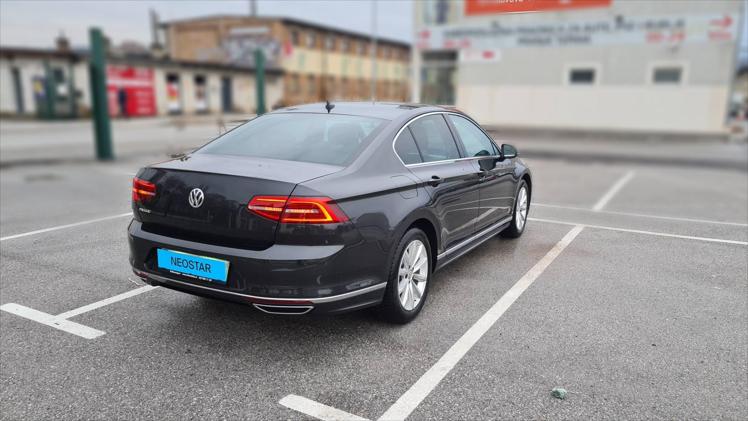 VW Passat 2,0 TDI BMT R-Line