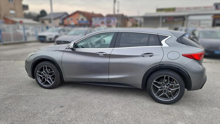 Infiniti Q30 2,2d Premium DCT