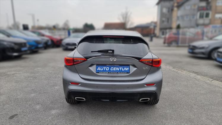 Infiniti Q30 2,2d Premium DCT