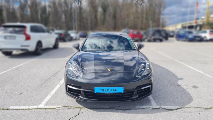 Porsche Panamera PDK