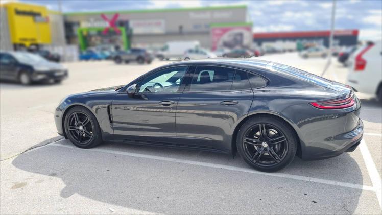 Porsche Panamera PDK