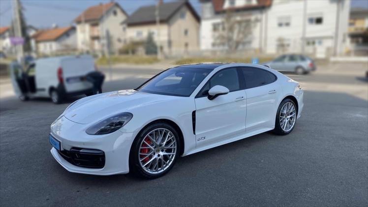 Porsche Panamera GTS PDK