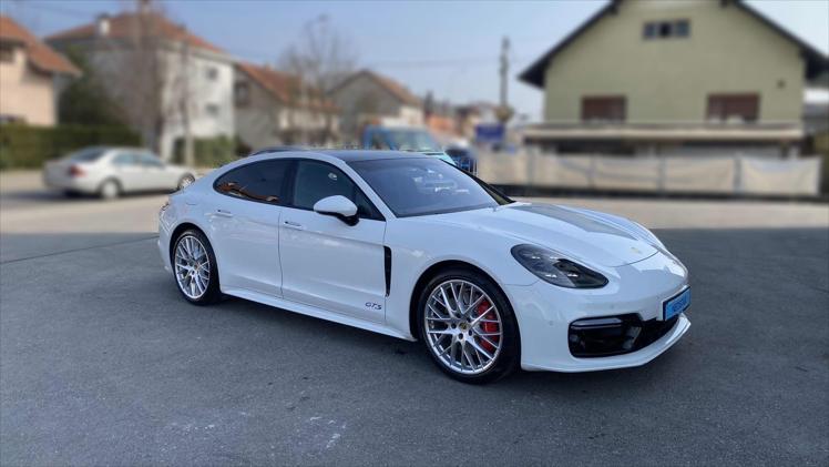 Porsche Panamera GTS PDK