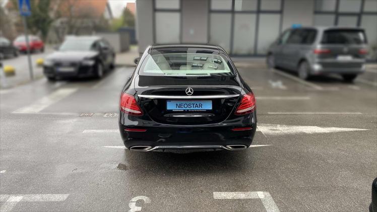 Mercedes-Benz E 400 4MATIC AMG Line Aut.