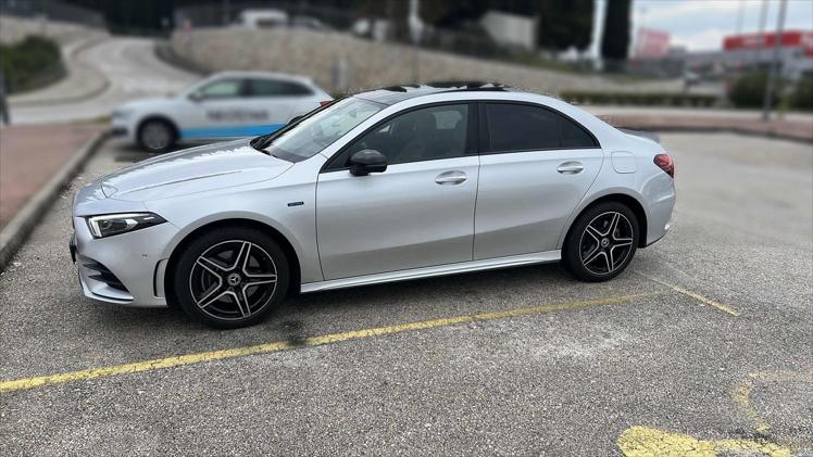 Mercedes-Benz A 250 e AMG Line Aut.