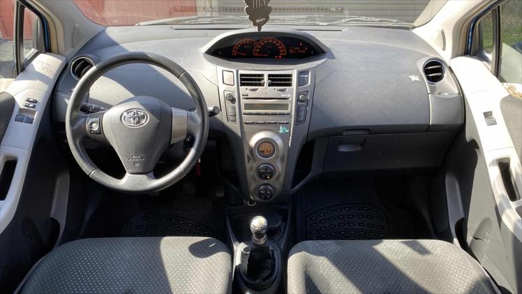 Toyota Yaris 1,0 VVT-i Luna Cool