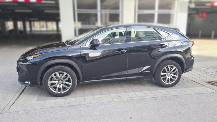 Lexus NX 300h 