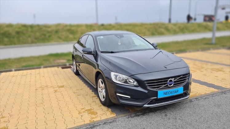 Volvo S60 D2 103g. Momentum