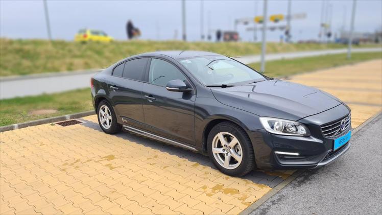 Volvo S60 D2 103g. Momentum