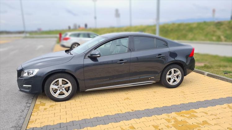 Volvo S60 D2 103g. Momentum