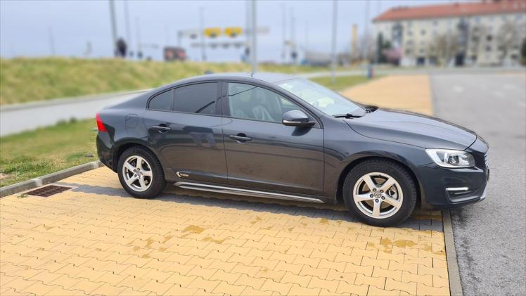 Volvo S60 D2 103g. Momentum