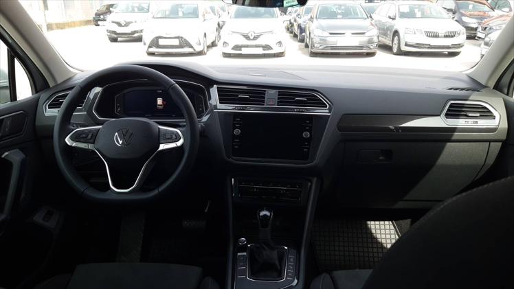 VW Tiguan 2,0 TDI Elegance DSG