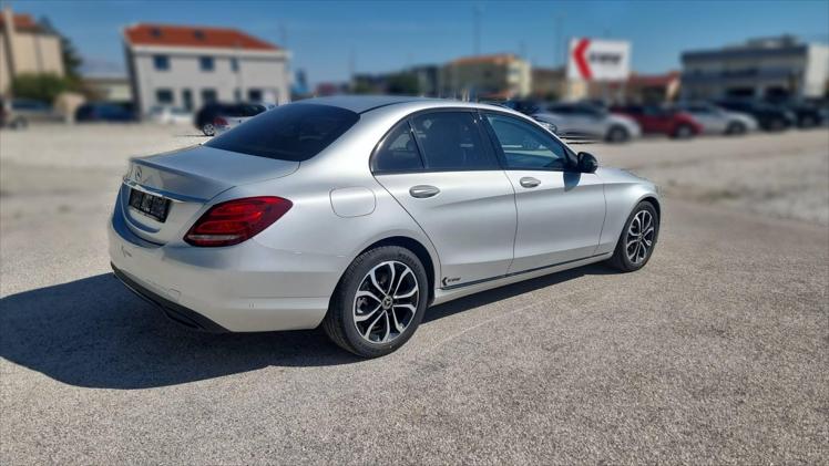 Rabljeni automobil na prodaju iz oglasa 77588 - Mercedes-Benz C-Klasa C 180 d Avantgarde Aut.