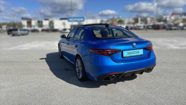 Alfa Romeo Giulia AWD 2,2 JTDm 210 Veloce Aut.