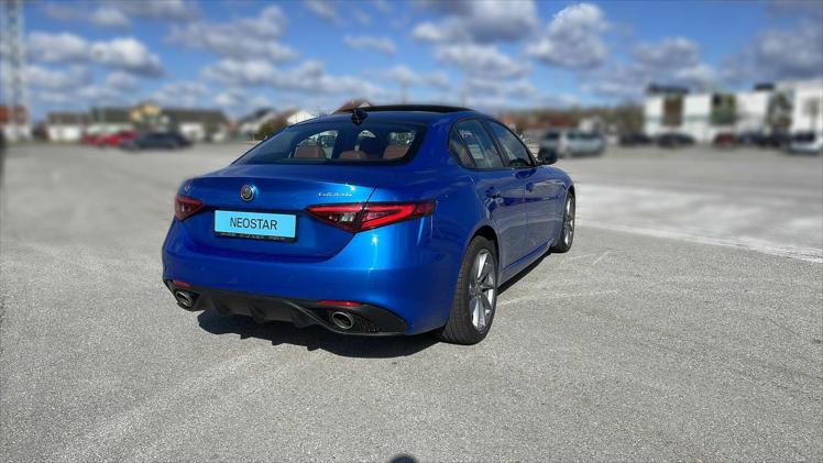 Alfa Romeo Giulia AWD 2,2 JTDm 210 Veloce Aut.