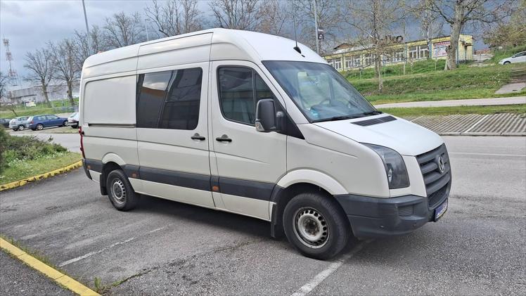 VW Crafter Furgon 35 2,5 TDI KMR