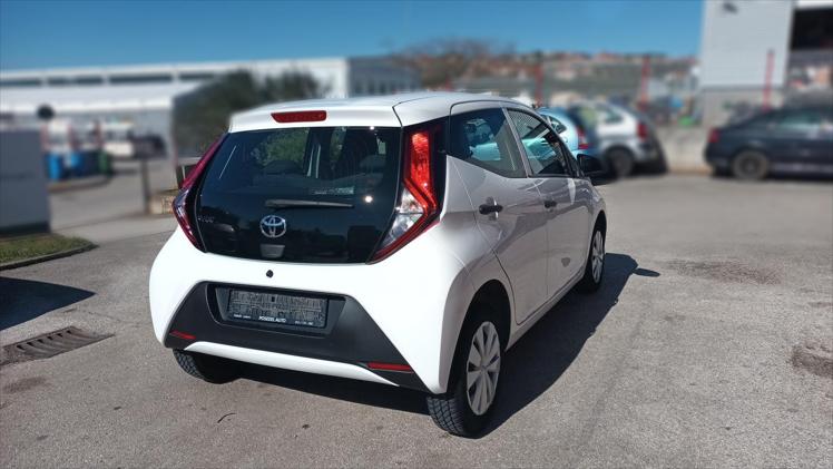 Toyota Aygo 1,0 VVT-i x