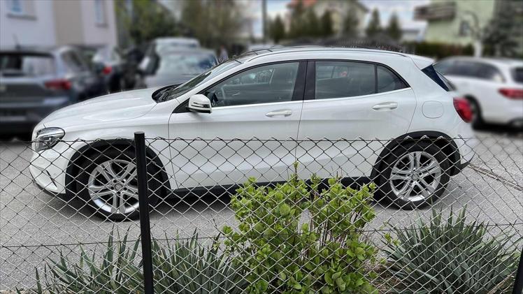 Mercedes-Benz GLA 200 d 4MATIC Urban Aut.