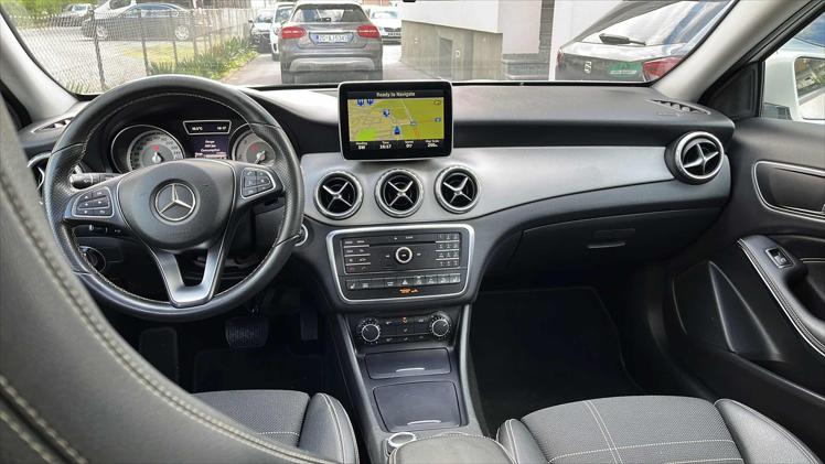 Mercedes-Benz GLA 200 d 4MATIC Urban Aut.