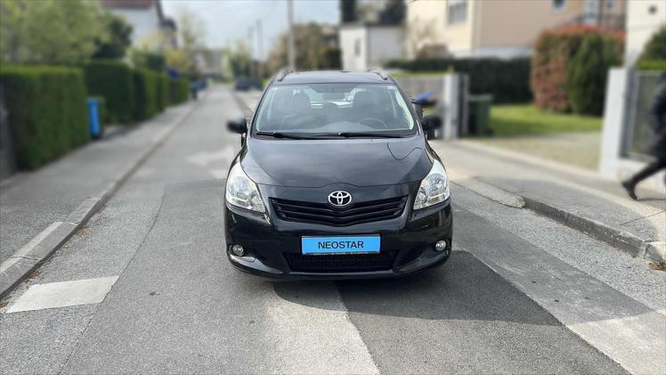 Toyota Verso 2,0 D-4D Family