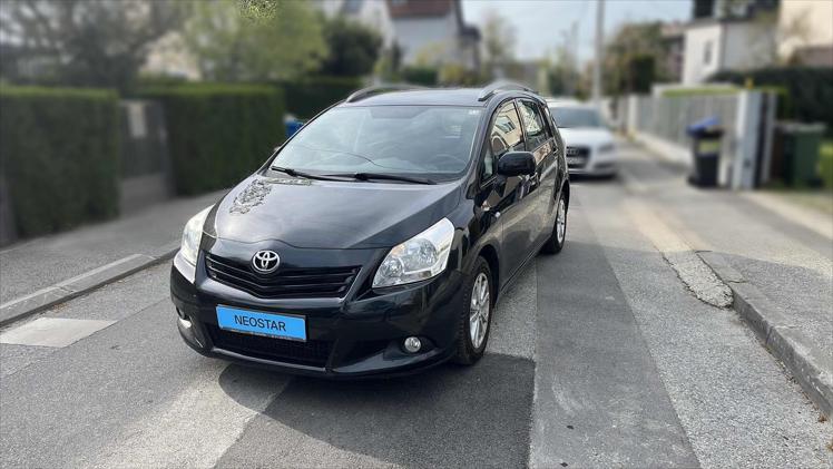 Rabljeni automobil na prodaju iz oglasa 78051 - Toyota Verso Verso 2,0 D-4D Family