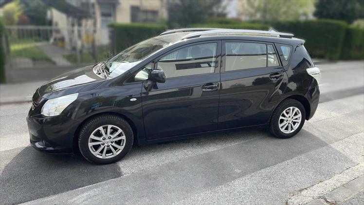 Toyota Verso 2,0 D-4D Family