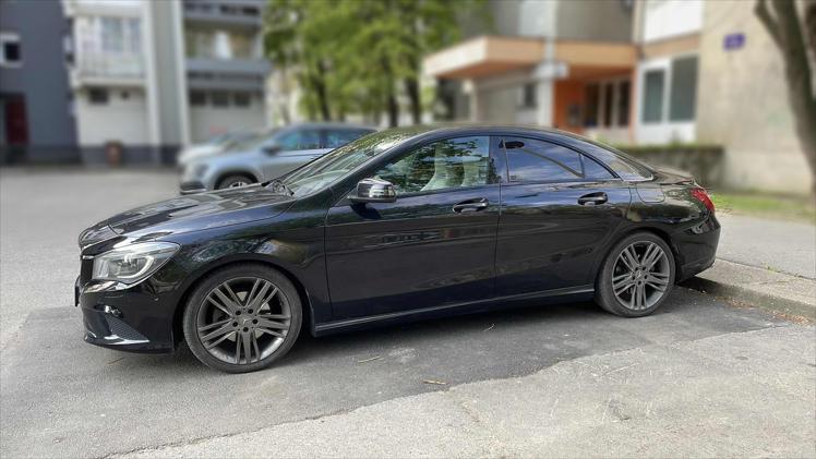 Mercedes-Benz CLA 180 Urban