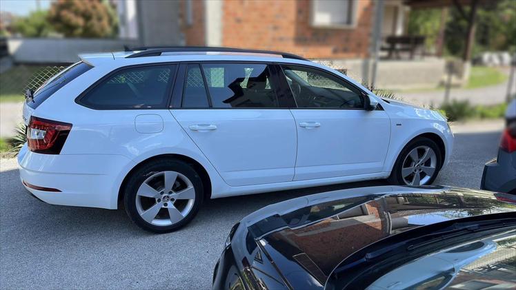 Škoda Octavia Combi 1,6 TDI Clever DSG 5 vrata