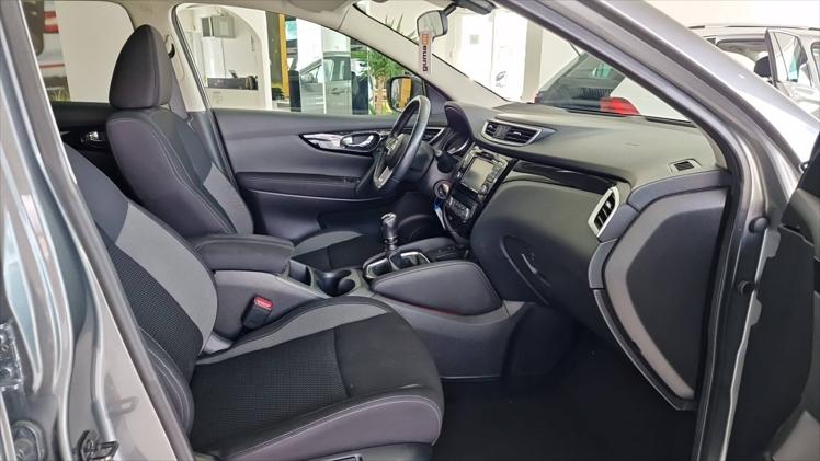 Nissan Qashqai 1,5 dCi N-Connecta