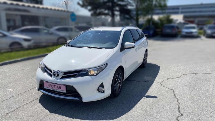 Rabljeni automobil na prodaju iz oglasa 78719 - Toyota Auris Auris TS 2,0 D-4D Style