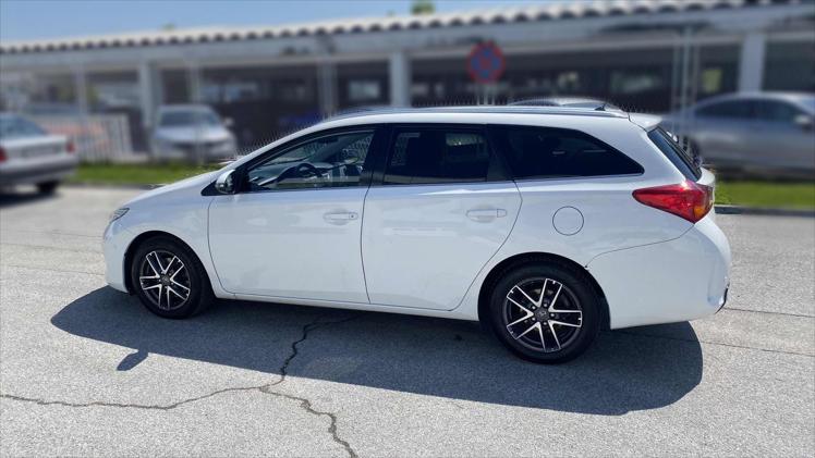 Toyota Auris TS 2,0 D-4D Style