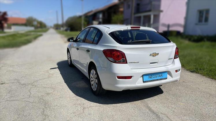 Chevrolet Cruze 1,6 LS+