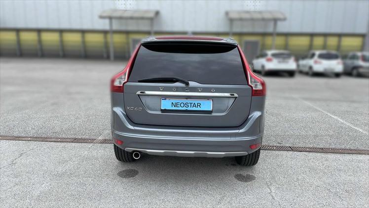 Volvo XC60 FWD D3 Summum