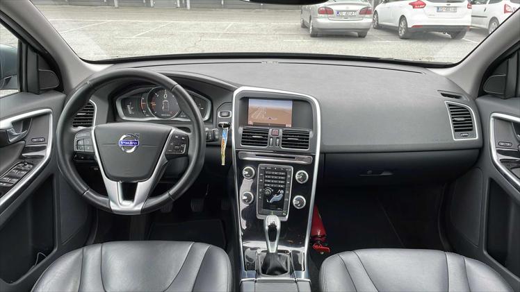 Volvo XC60 FWD D3 Summum