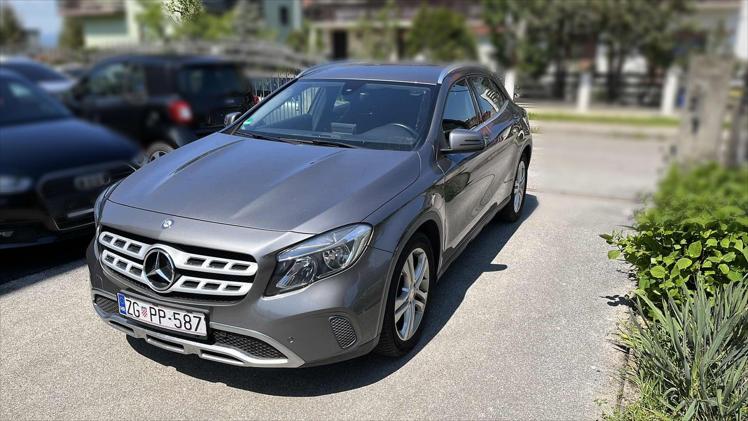 Rabljeni automobil na prodaju iz oglasa 78720 - Mercedes-Benz GLA-Klasa GLA 200 d 4MATIC Urban Aut.