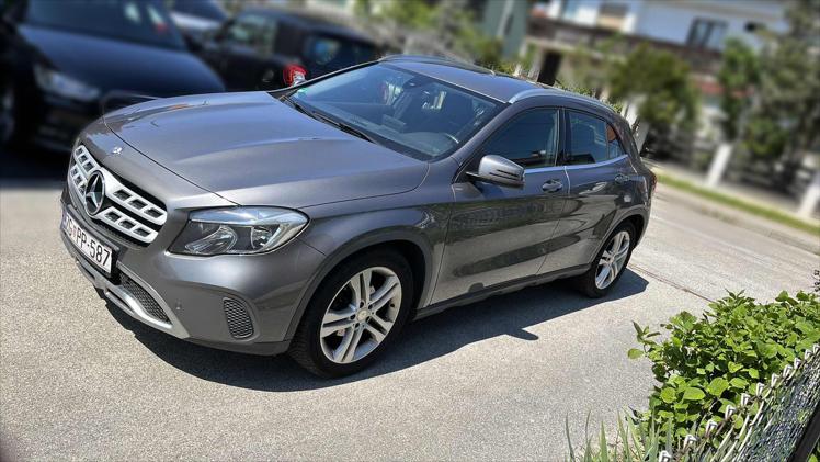 Mercedes-Benz GLA 200 d 4MATIC Urban Aut.