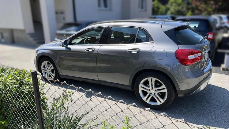 Mercedes-Benz GLA 200 d 4MATIC Urban Aut.