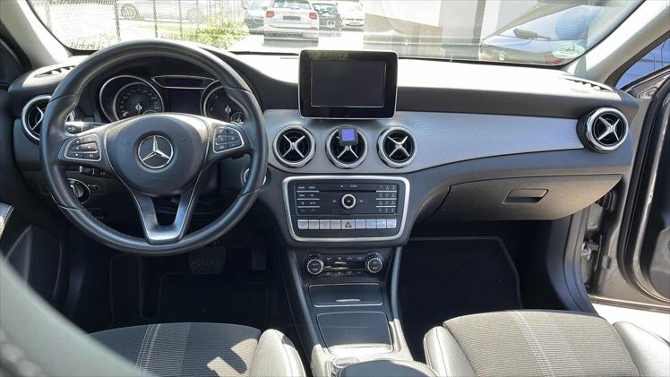 Mercedes-Benz GLA 200 d 4MATIC Urban Aut.