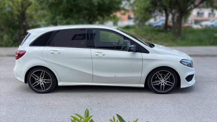 Mercedes-Benz B 180 d AMG Line