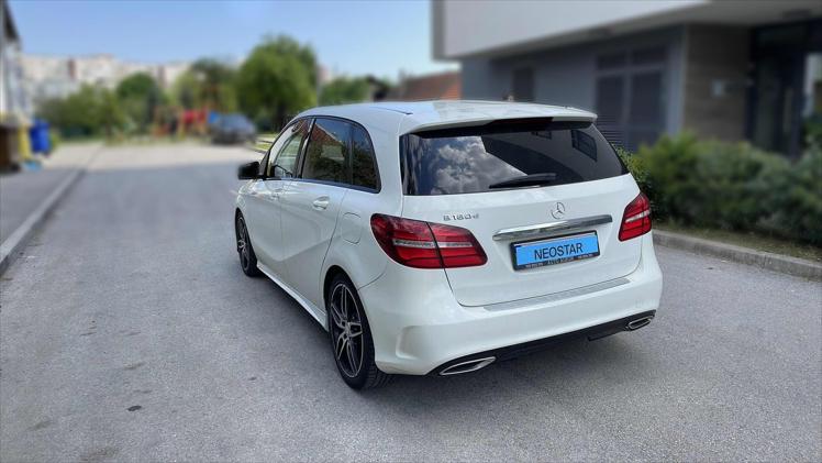 Mercedes-Benz B 180 d AMG Line